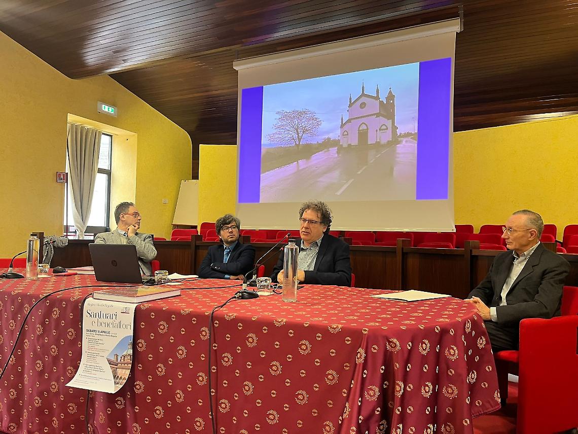 Oltre 400 santuari raccontati in un solo libro: un viaggio tra fede e storia