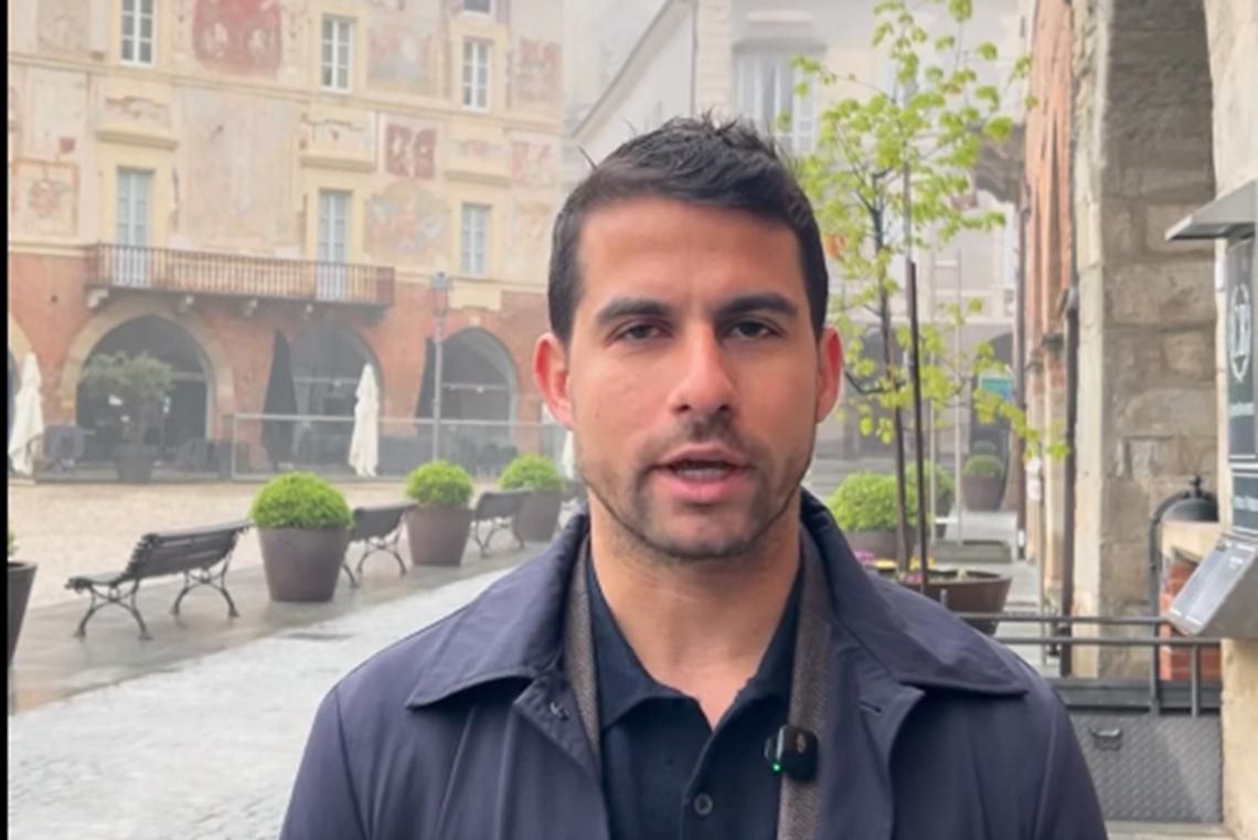 Spuntano i fiori nel centro storico