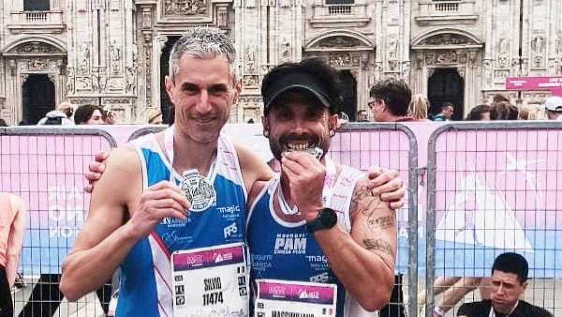 A 46 anni corre la maratona in poco pi&ugrave; di 2 ore e mezza: Silvio Paluzzi show a Milano