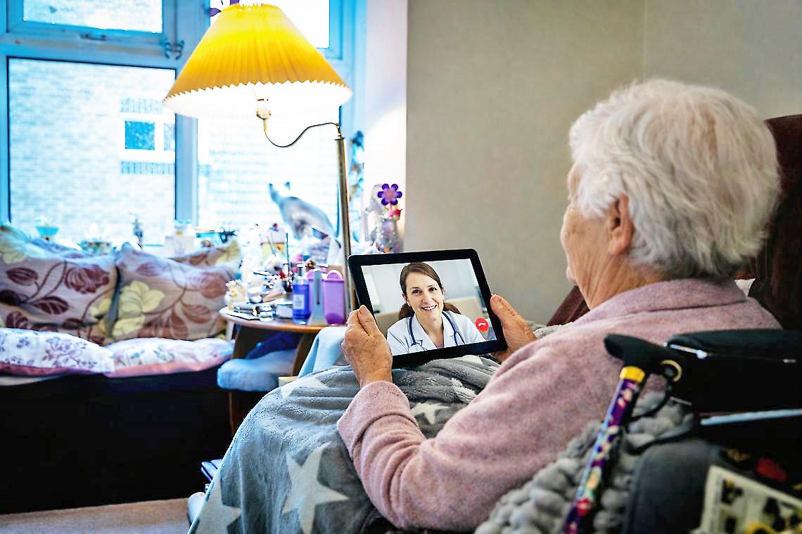 Tecnologia e umanit&agrave; insieme: il progetto che cambia l&rsquo;assistenza agli anziani