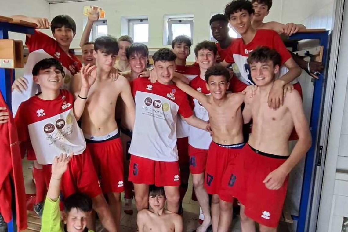 Prima fischia il rigore poi cambia idea, pari Monregale. Ecco tutto il CALCIO GIOVANILE 