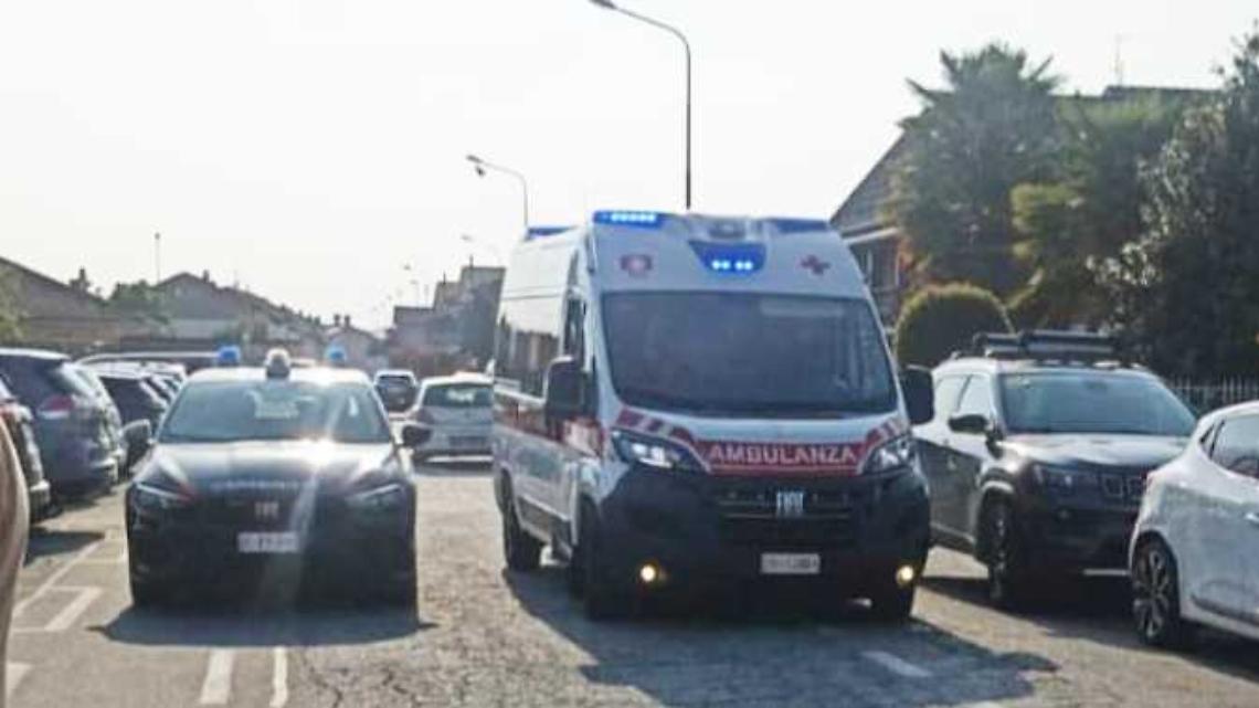 Caos sugli spalti, la partita tra ragazzi finisce con Carabinieri e ambulanza