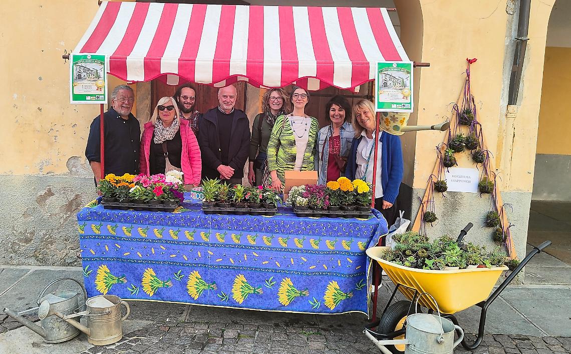 Un concorso per far fiorire il paese: in centro e nelle frazioni. Aperte le iscrizioni