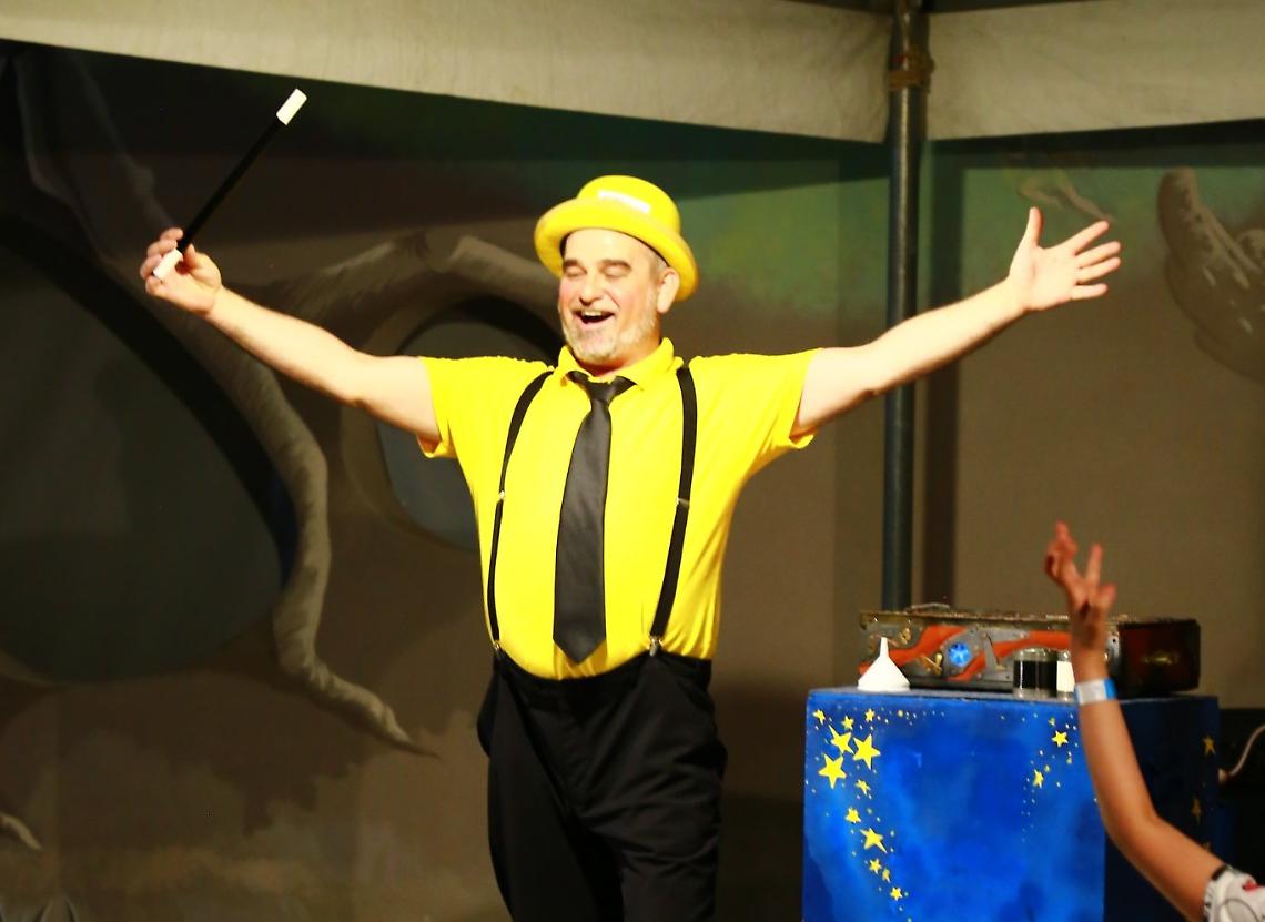 Un giornata di spettacoli "no stop": il Museo della Magia compie 13 anni