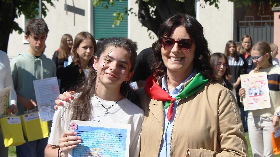 Il paese dove i ragazzi disegnano la Resistenza