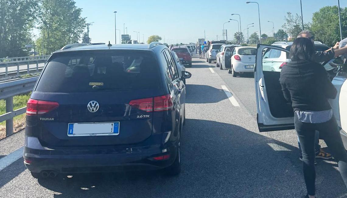 Incidente sulla Torino-Savona: traffico bloccato e interviene l'elisoccorso