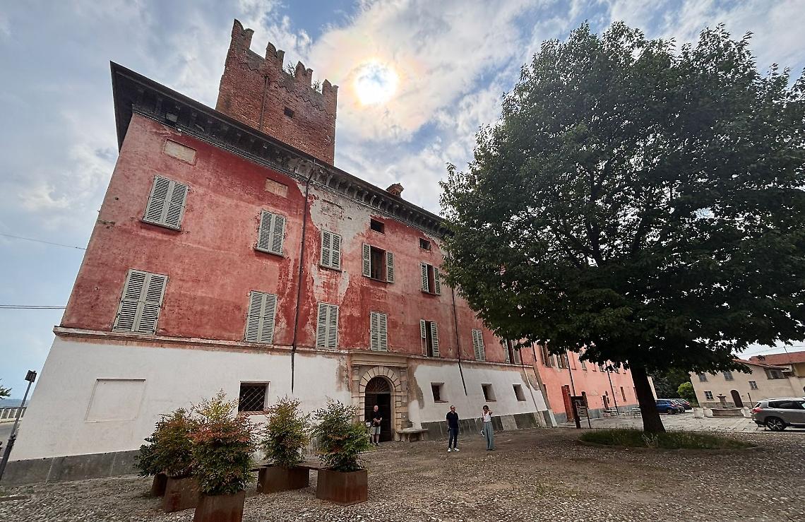 Un luogo rimasto fuori dal tempo: visite guidate al Castello di Rocca de' Baldi