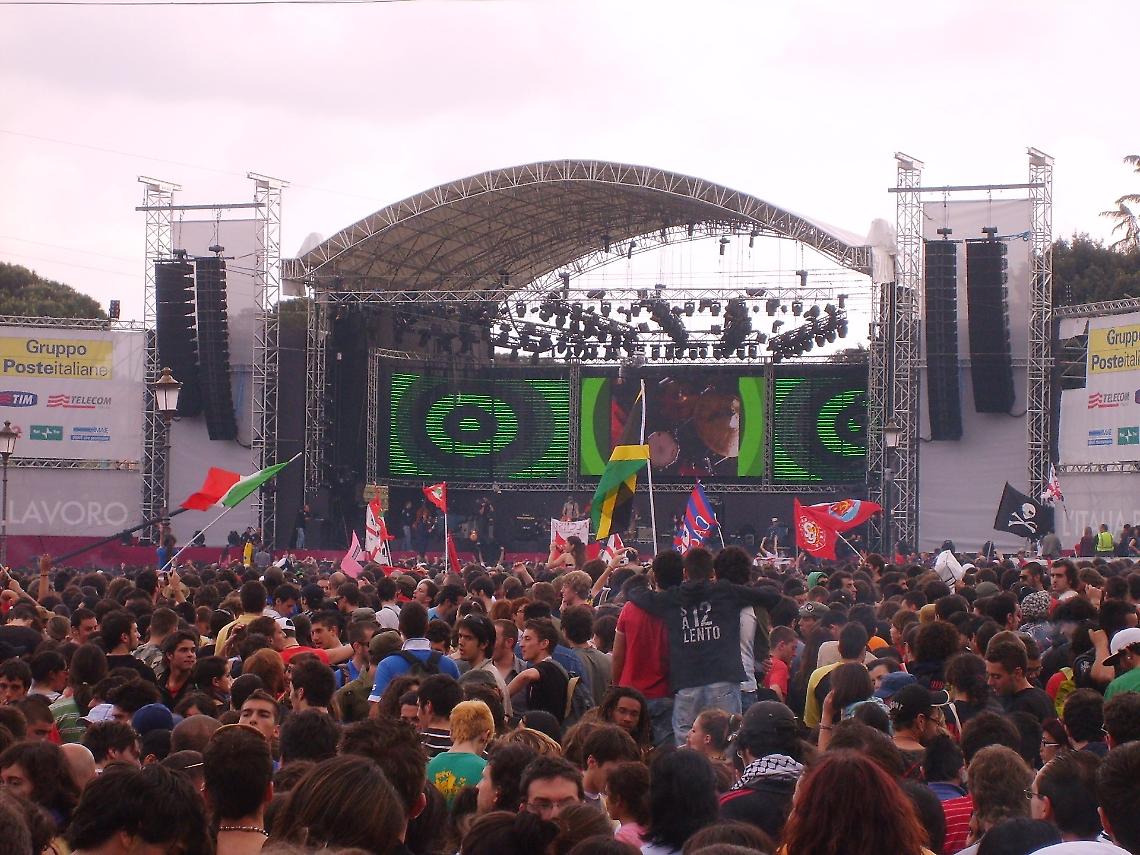 Concertone del 1&deg; Maggio sul grande schermo: musica, aperitivo e ingresso libero