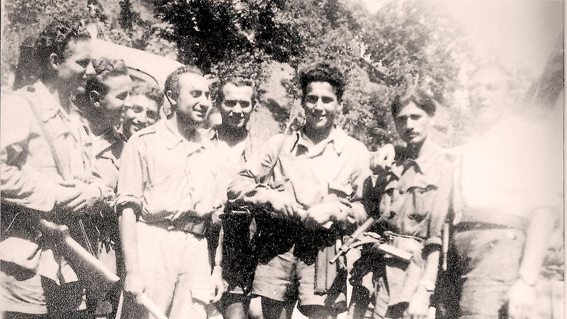 Studenti in piazza per ricordare il Capitano Gigi: e la data non &egrave; casuale