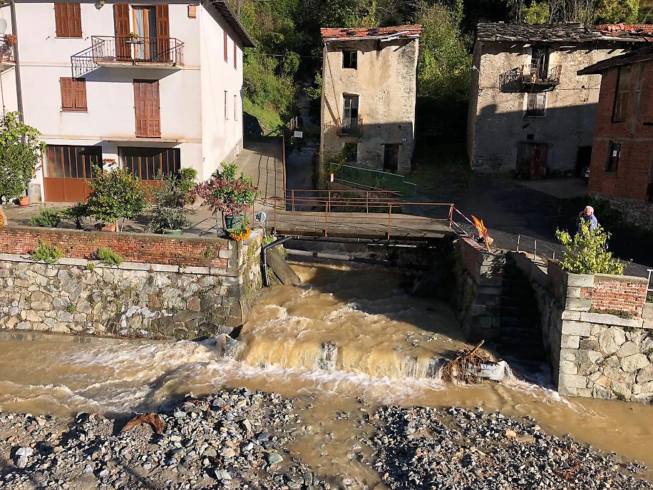 11d6fc21 D8f4 4a09 854d A6bd6917d3d7