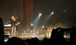 Ludovico Einaudi fa il "pienone" ad Alba