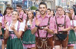 L'Oktoberfest di Cuneo assume 200 persone