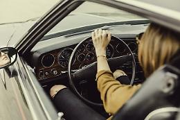 Usato, l’auto si sceglie online: 5 consigli utili