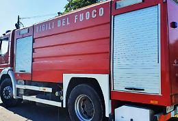 Beinette, camion fuori strada lungo la Provinciale per Cuneo