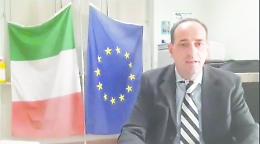 Il direttore della Casa di riposo di Farigliano agli operatori: «Fate il vaccino»