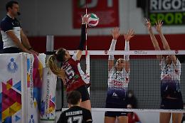 Volley: la Lpm Bam consolida il secondo posto e si impone 3-1 a Busto
