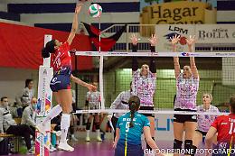 Volley: la Lpm Bam Mondovì vince ancora e piega un Montale combattivo