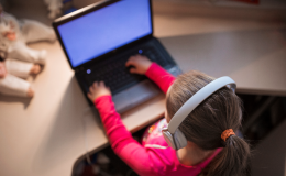 Minori e social media: come prevenire le “challenge” pericolose?