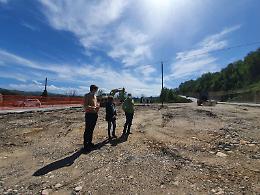 Fondovalle, dentro il cantiere della rotonda del "Tuma": sopralluogo di Provincia e Comune