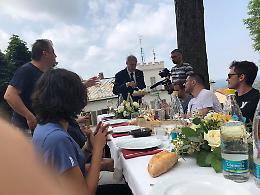 Gli "instagrammer" si innamorano della torre e del formaggio di Murazzano