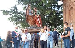 Tradizione che si rinnova: a Cigliè la processione dei Santi Pietro e Paolo
