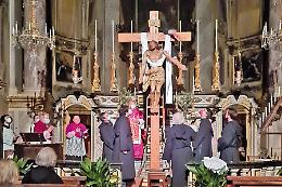 “Ufficio delle tenebre” e “Deposizione di Gesù dalla Croce” a Piazza