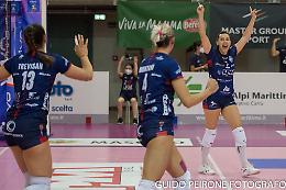 Colpaccio Mondovì: il Puma schiaccia Macerata 3-1, ci si giocherà tutto in gara-3