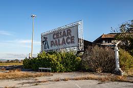 Idea Amazon nell'ex discoteca di Magliano? Niente di concreto