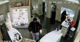 Rapina a Grinzane Cavour, in aula il video della sparatoria