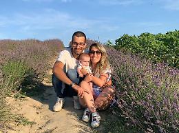 Matteo, Daniela e il piccolo Lorenzo: la Sacra Famiglia del presepe di Murazzano