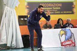 Il monregalese Francesco “Cecio” Revelli sulla panchina del Cuneo Volley