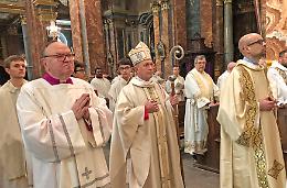 «Riconoscere il Risorto nei passi della vita»: gli auguri del vescovo Egidio Miragoli per la Pasqua