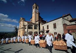Belvedere Langhe celebra il ritorno dell’antica festa dei “micùn”