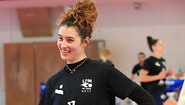 Bomber Clara Decortes resta a Mondovì: arriva la conferma della Lpm Bam