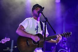 Le foto del concerto di RAF a Mondovicino Outlet Village