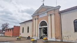 Al cimitero di Mondovì aumentano le tariffe dei servizi e maggiorazione per i non residenti. Per ora niente nuovi loculi