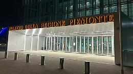 La Regione aumenta l'Irpef. Opposizioni all'attacco di Cirio e Tronzano