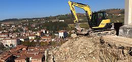 Ripartiti i lavori di messa in sicurezza della ripa di Dogliani Castello