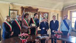 Luigi Einaudi, Carrù è "città presidenziale". Presenti Cirio e la "sfidante" Pentenero