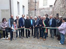 A Piozzo c'è una nuova piazzetta, al posto del vecchio archivio comunale