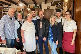 Lo chef pluristellato Enrico Crippa, a pranzo “Da Lele” a Murazzano
