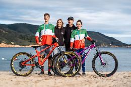 Sempre loro: i gemelli Rebecca e Thomas Bruno campioni italiani Enduro