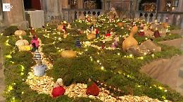 A Piozzo un grande presepe tutto di zucche e il TgR Piemonte gli dedica un servizio