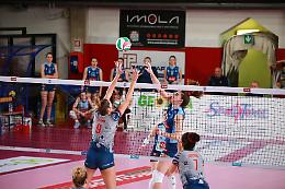 Il Puma è ancora vivo: Mondovì batte Imola 3-0 e continua a sperare nella salvezza