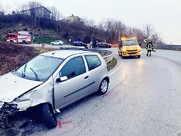 Scontro tra due auto sulla Statale 28 a Magliano Alpi