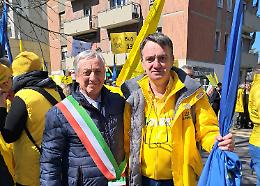 Anche il Comune di Dogliani tra i 20 mila agricoltori in piazza a Parma