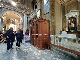 Incendio durante la Veglia pasquale nel Duomo di Cuneo