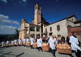A Belvedere, la tradizione secolare dei pani benedetti: torna la “Festa dei micùn”