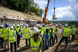 Dall'aula al cantiere a Priero: 40 alunni del Politecnico di Torino alla Trincea Valera