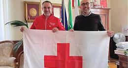 Giornata mondiale della CRI: anche il Comune di Mondovì espone la bandiera
